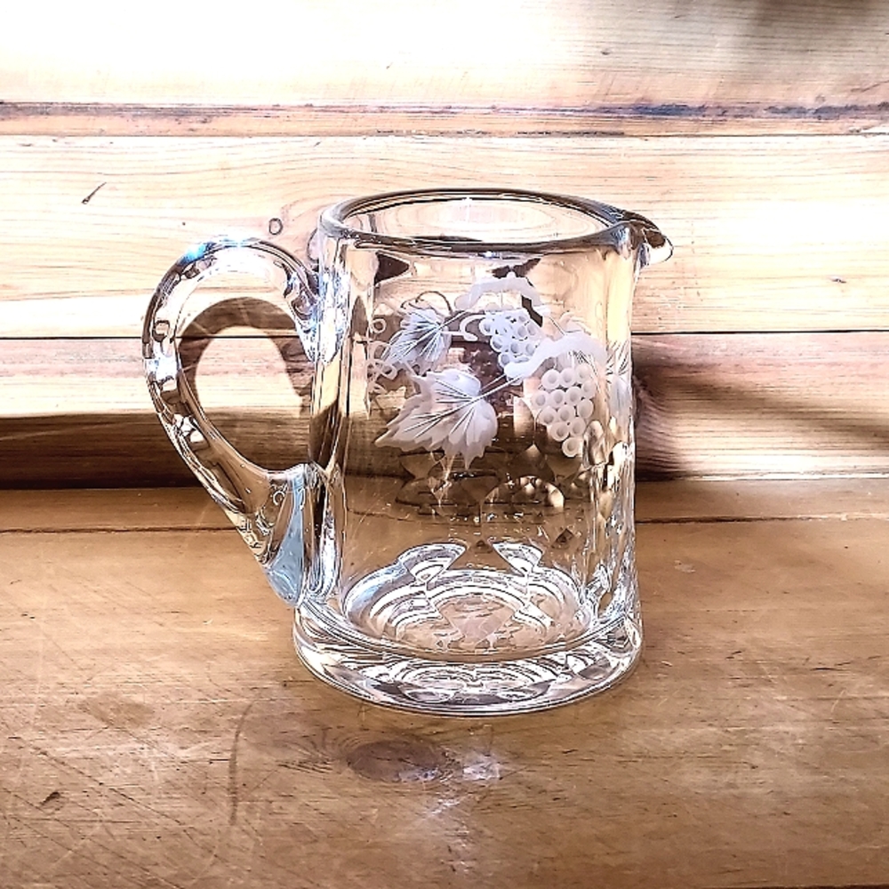 WILLIAM YEOWARD Crystal Creamer